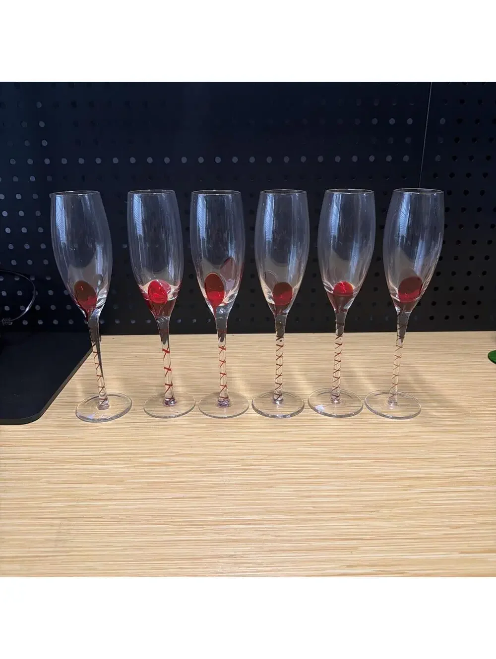 VTG Pier 1 Teardrop Stemware Red Ribbon Swirl Stem Set of 6 New Never Used *